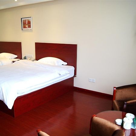 Greentree Inn Jiangsu Yancheng Yandu Bus Station Middle Daqing Road Express Hotel מראה חיצוני תמונה